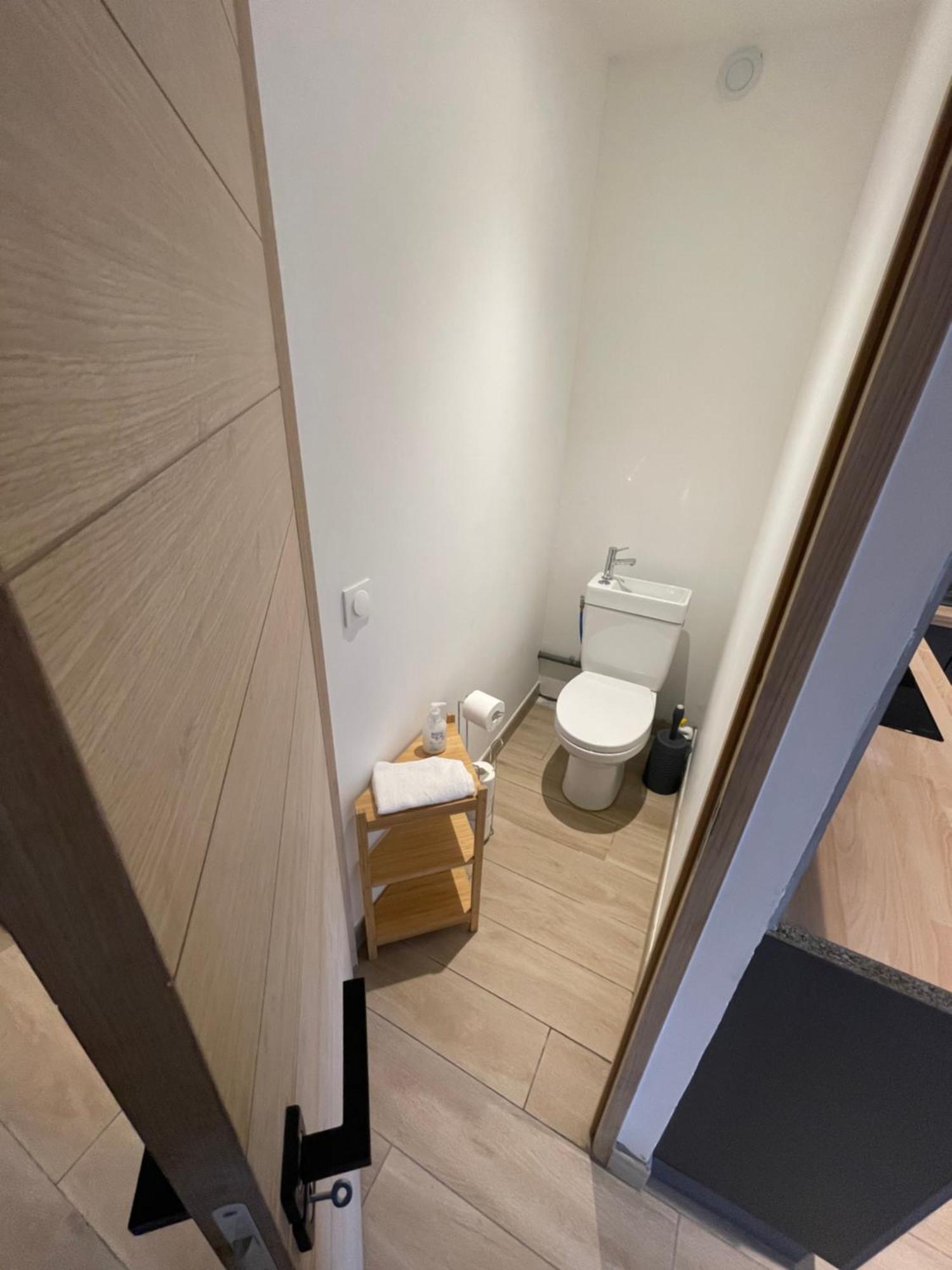 אנדרנוס-לה-באינס Appartement Ou Studio En Hyper Centre, Pour La Plage Et La Rue Pietonne Il Suffit De Traverser La Rue , Voir La Photo Principale מראה חיצוני תמונה