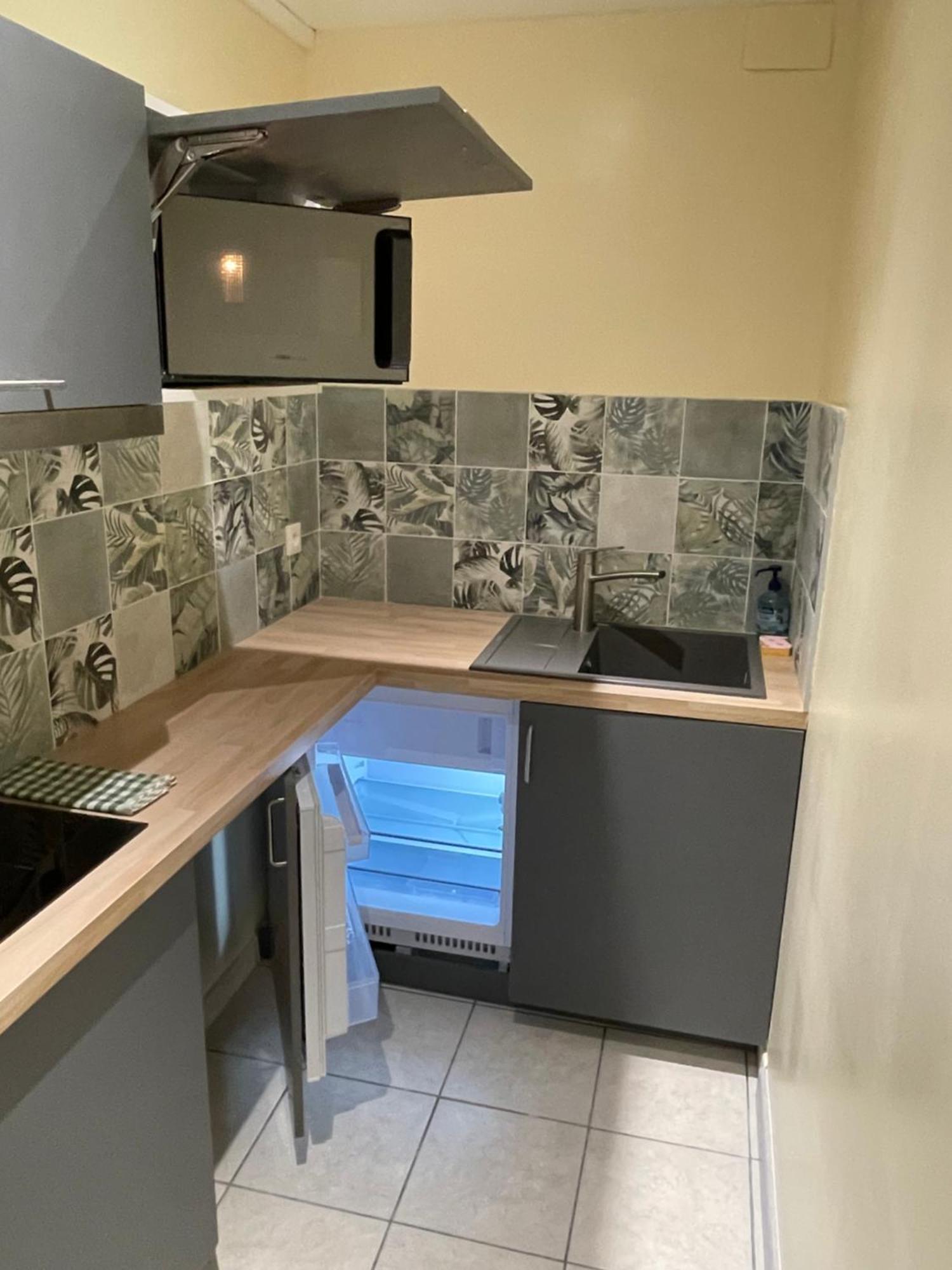 אנדרנוס-לה-באינס Appartement Ou Studio En Hyper Centre, Pour La Plage Et La Rue Pietonne Il Suffit De Traverser La Rue , Voir La Photo Principale מראה חיצוני תמונה
